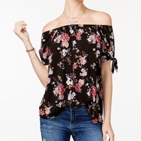 Hippie Rose Tops - *NWT [Hippie Rose] off the shoulder top #639